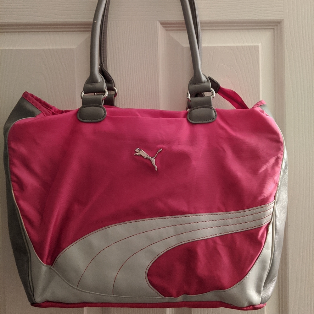 Puma/ Barbiecore 🩷 pink and gray gym bag